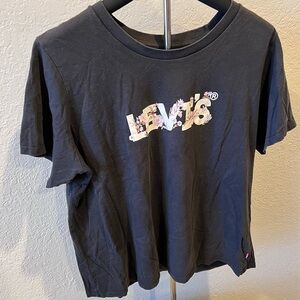 Levi’s Floral Logo Graphic Tee Charcoal Gray Crewneck T-Shirt Women’s Plus 1X